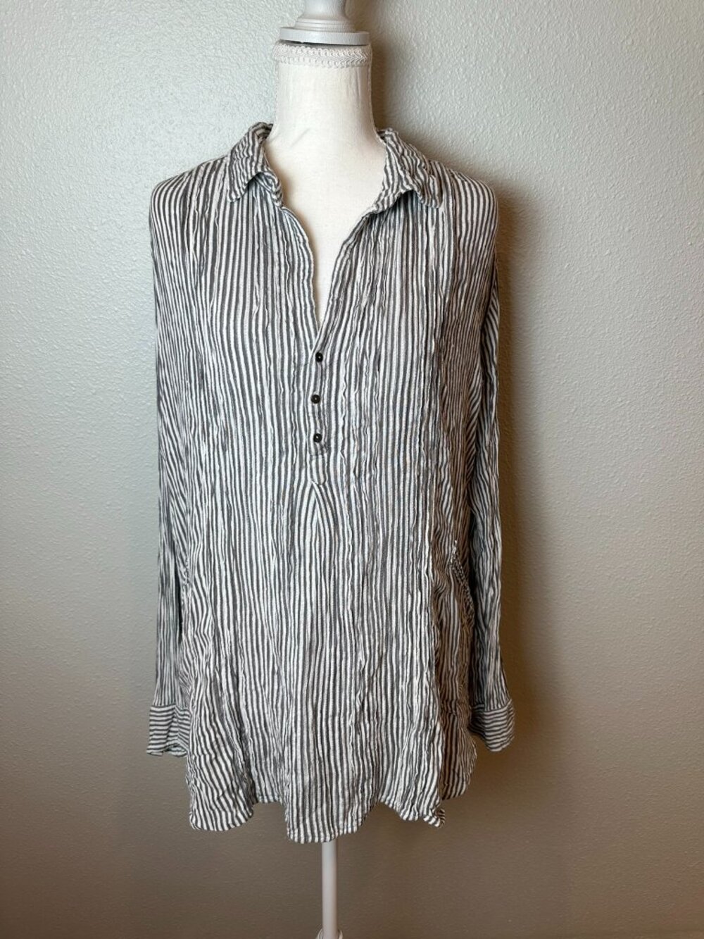 Free People FP One Waverly Striped Tunic Top Small Charcoal Grey Slouchy Boho
